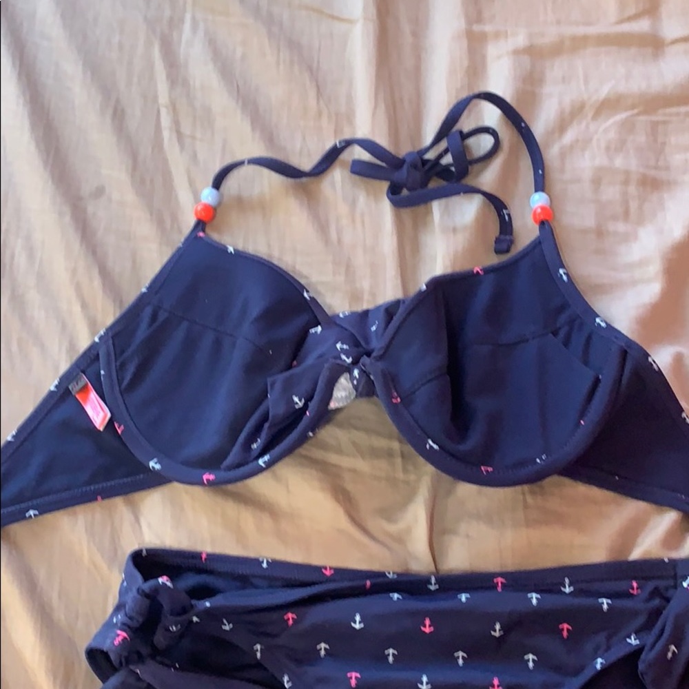 Bathing suit - Picture 4 of 6